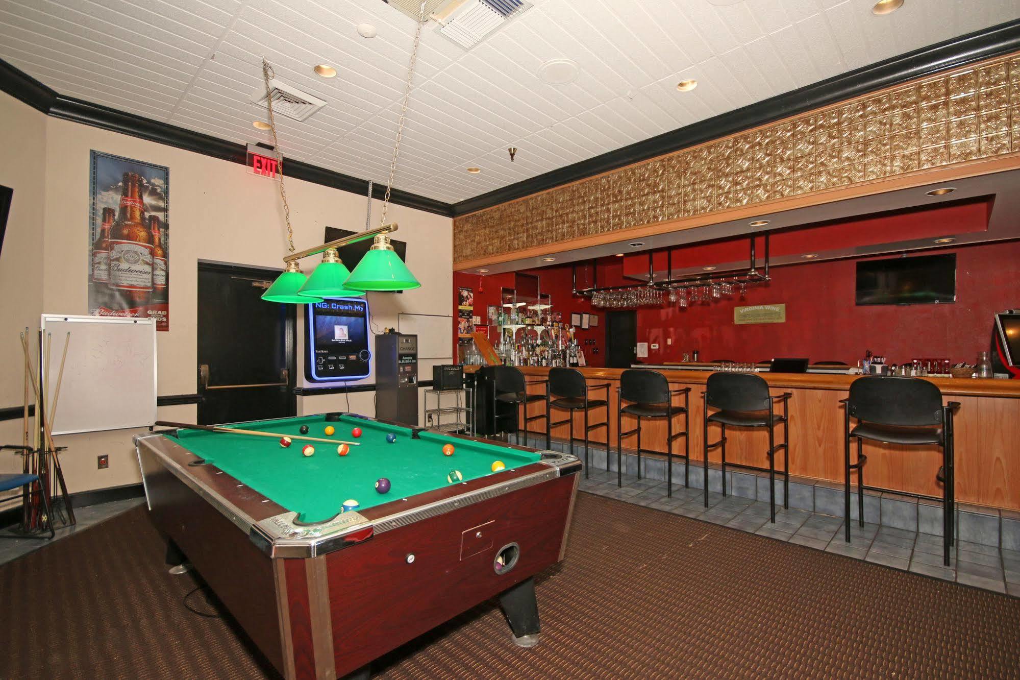 Ramada By Wyndham Wytheville Exteriör bild